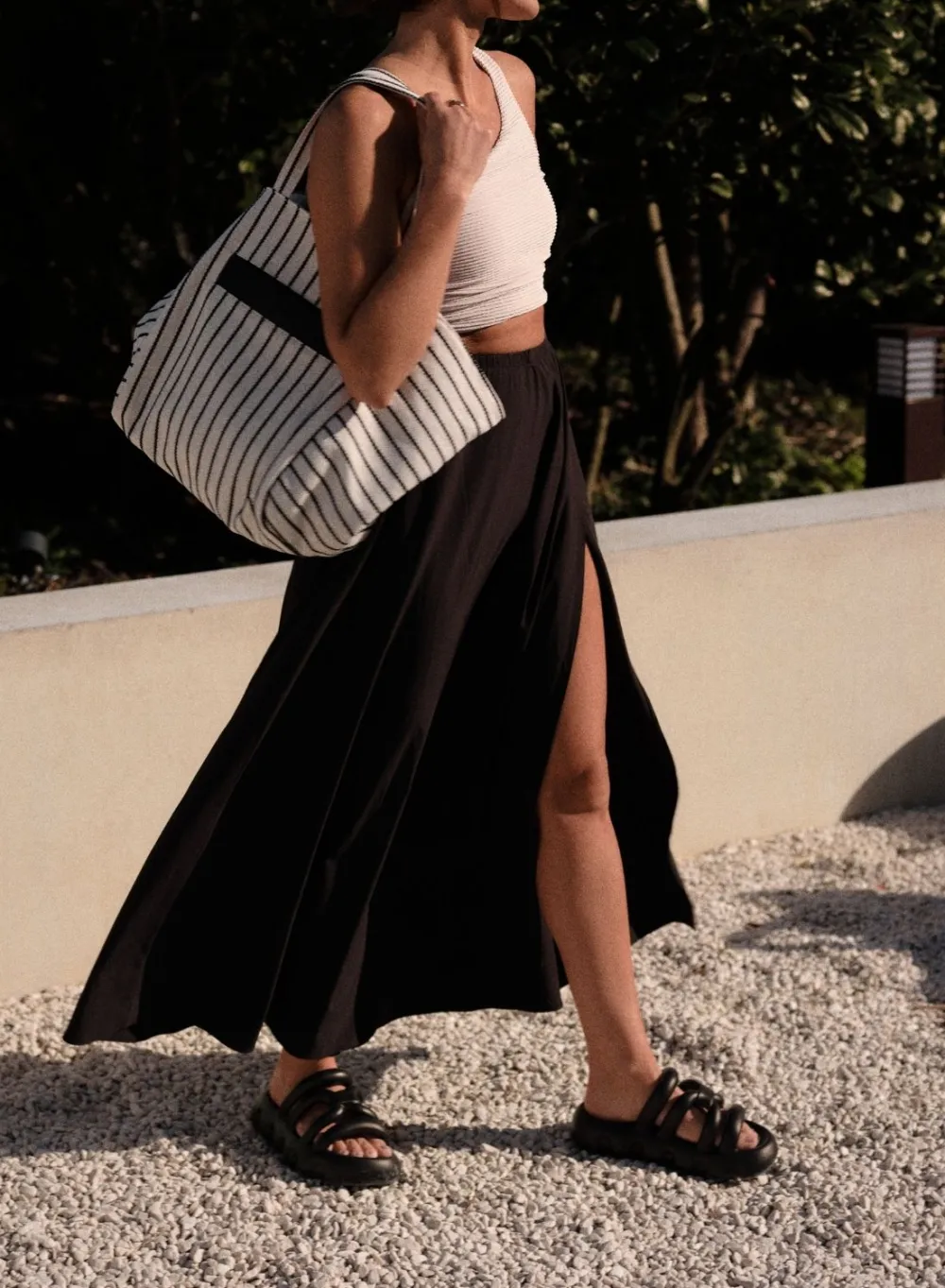 AIM’N Black Flowy Skirt