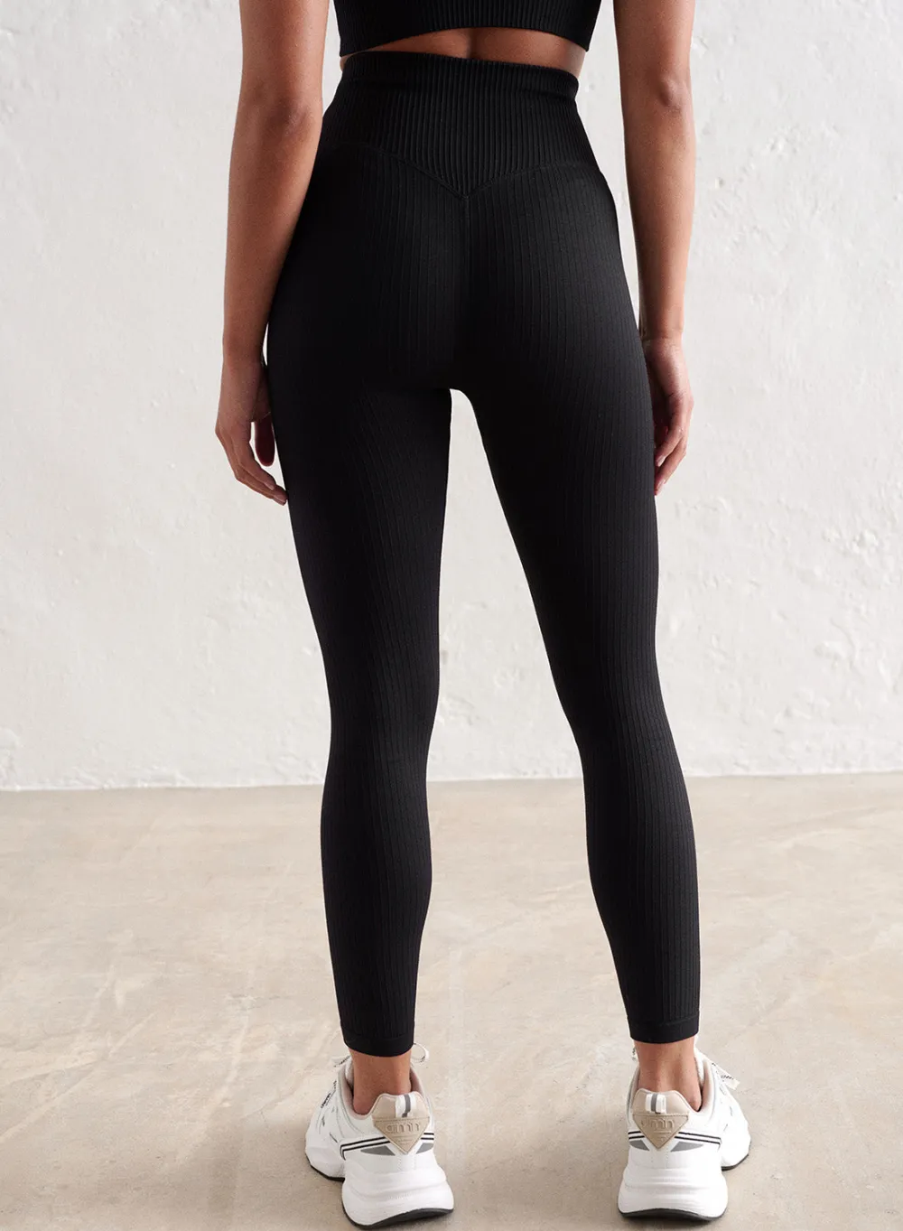 AIM’N Ribbed Seamless Petite Tights