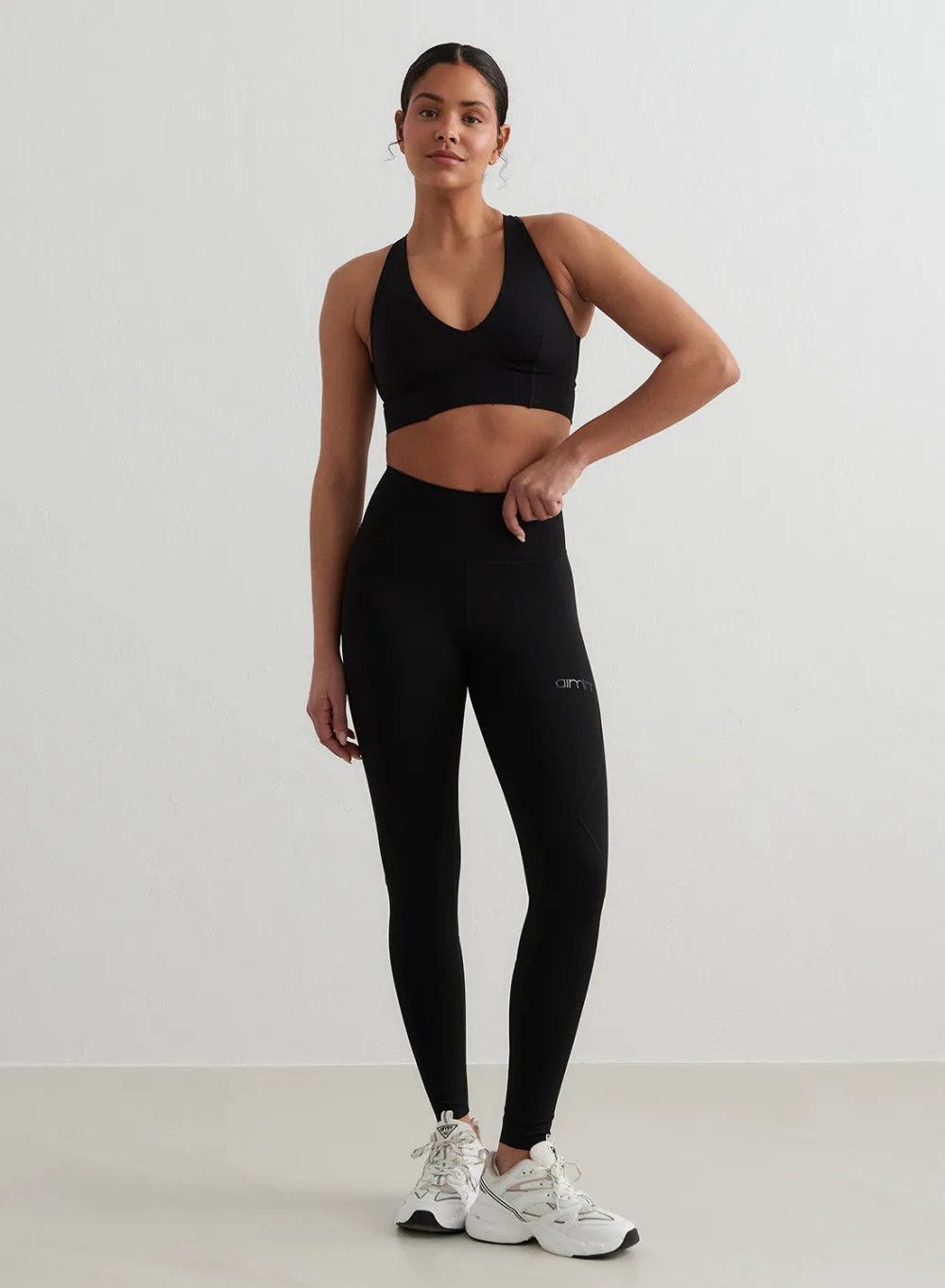 AIM’N Sculpting Crossed Back Bra