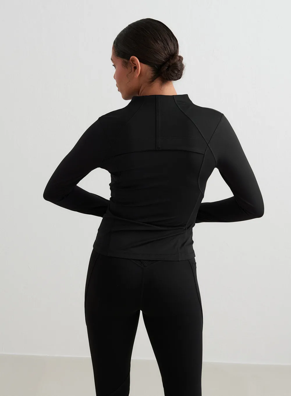 AIM’N Black Sculpting Zip Jacket