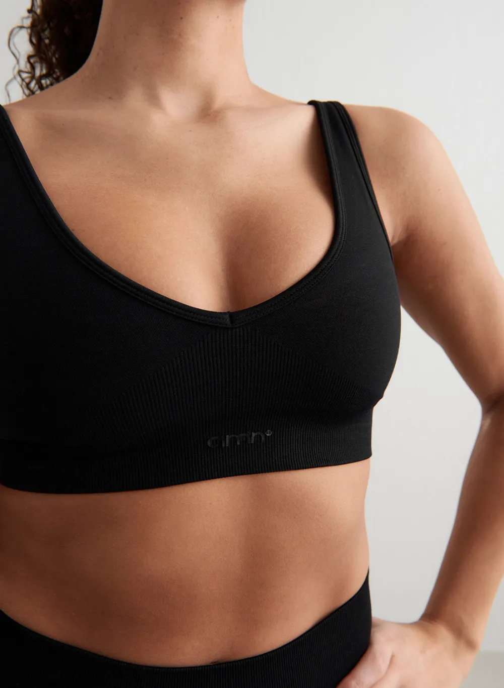 AIM’N Shape Seamless Deep Cut Bra