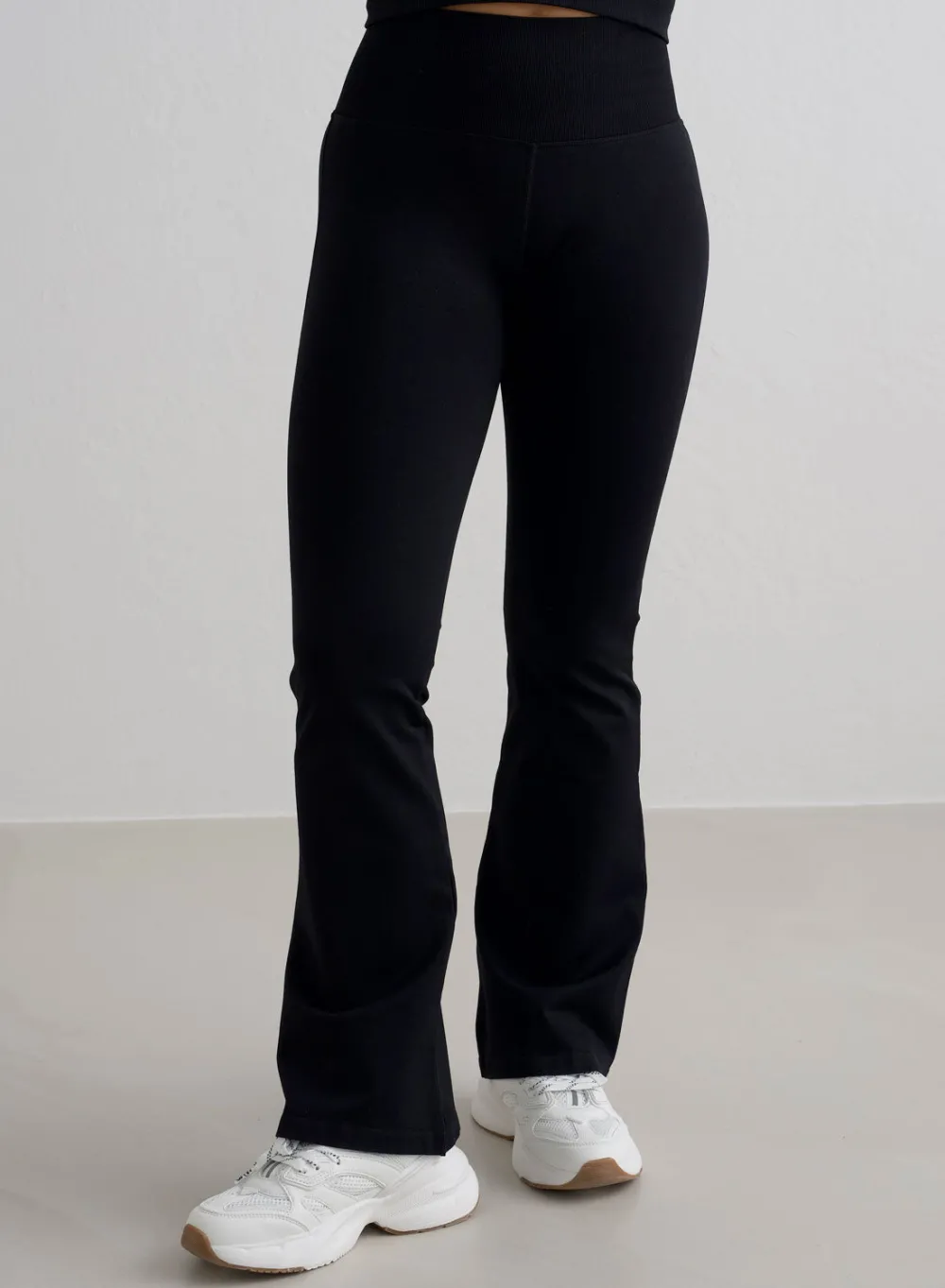 AIM’N Black Shape Seamless Flare Petite Tights
