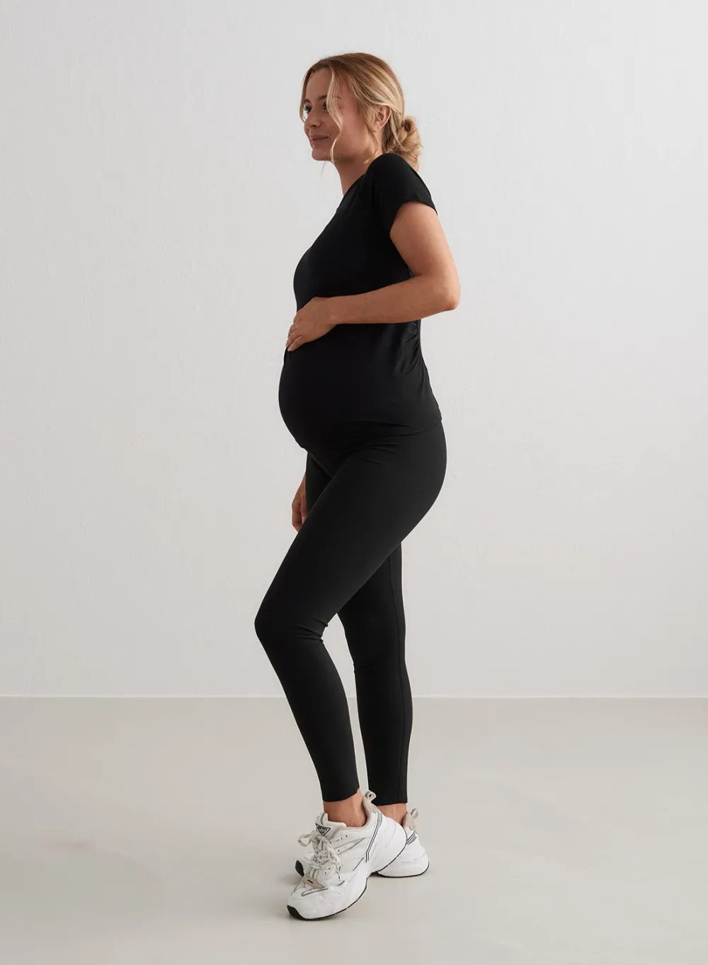 AIM’N Black Soft Basic Maternity Short Sleeve