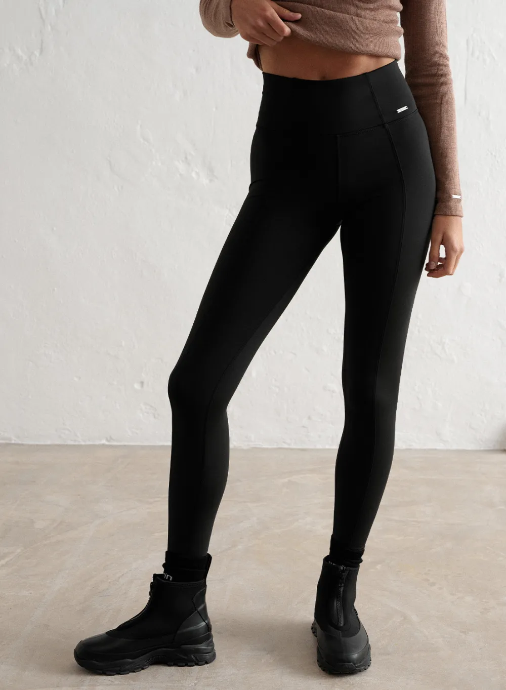 AIM’N Warming Pintuck Tights