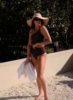 AIM’N Capri One Shoulder Bikini Bra