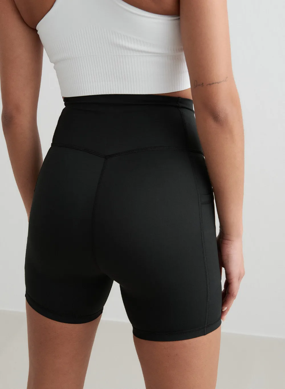 AIM’N Double Pocket Midi Biker Shorts