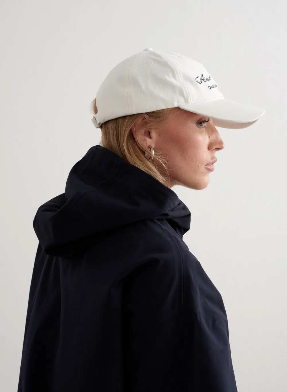 AIM’N Off White Heritage Cap