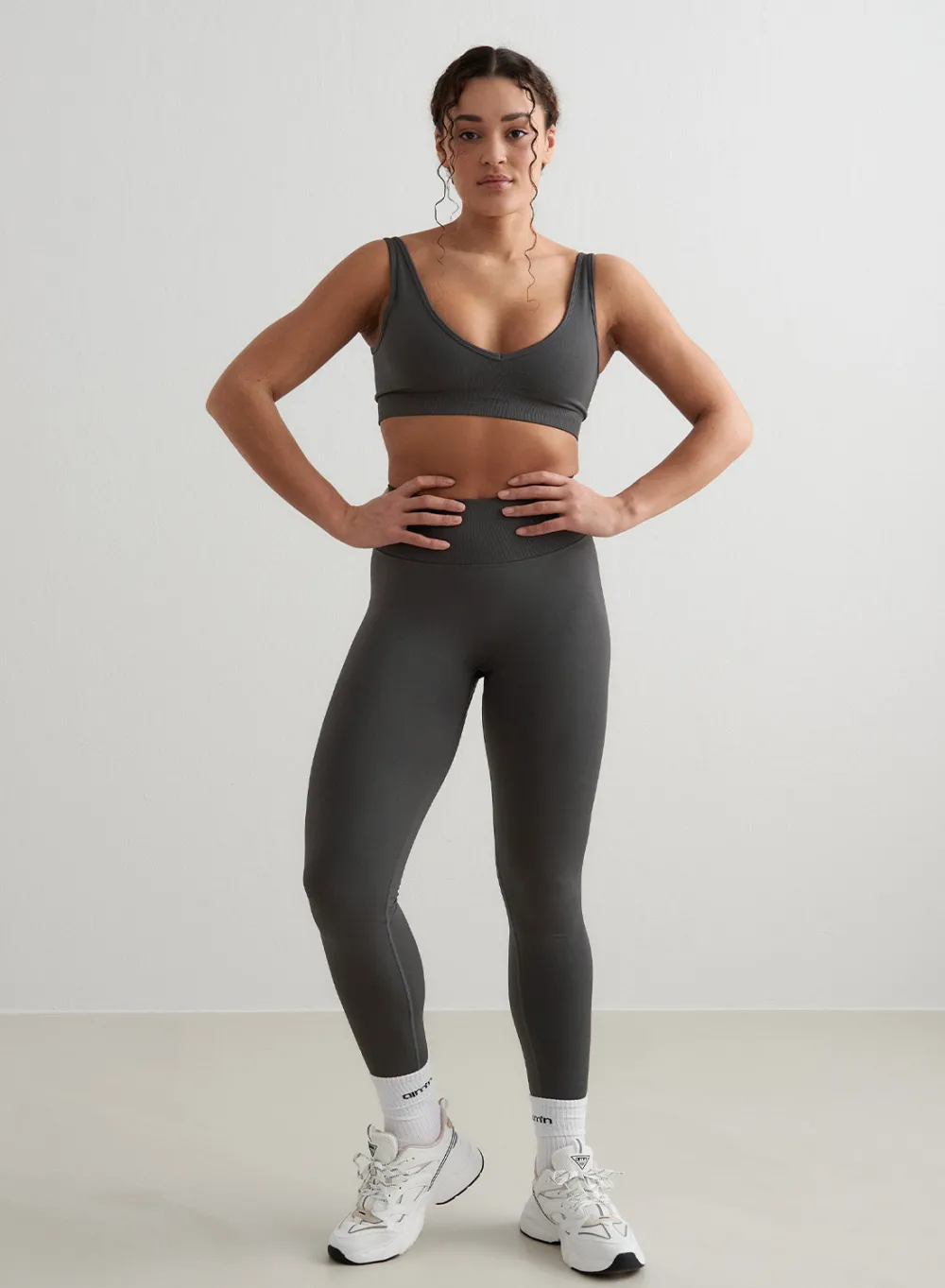 AIM’N Shape Seamless Deep Cut Bra