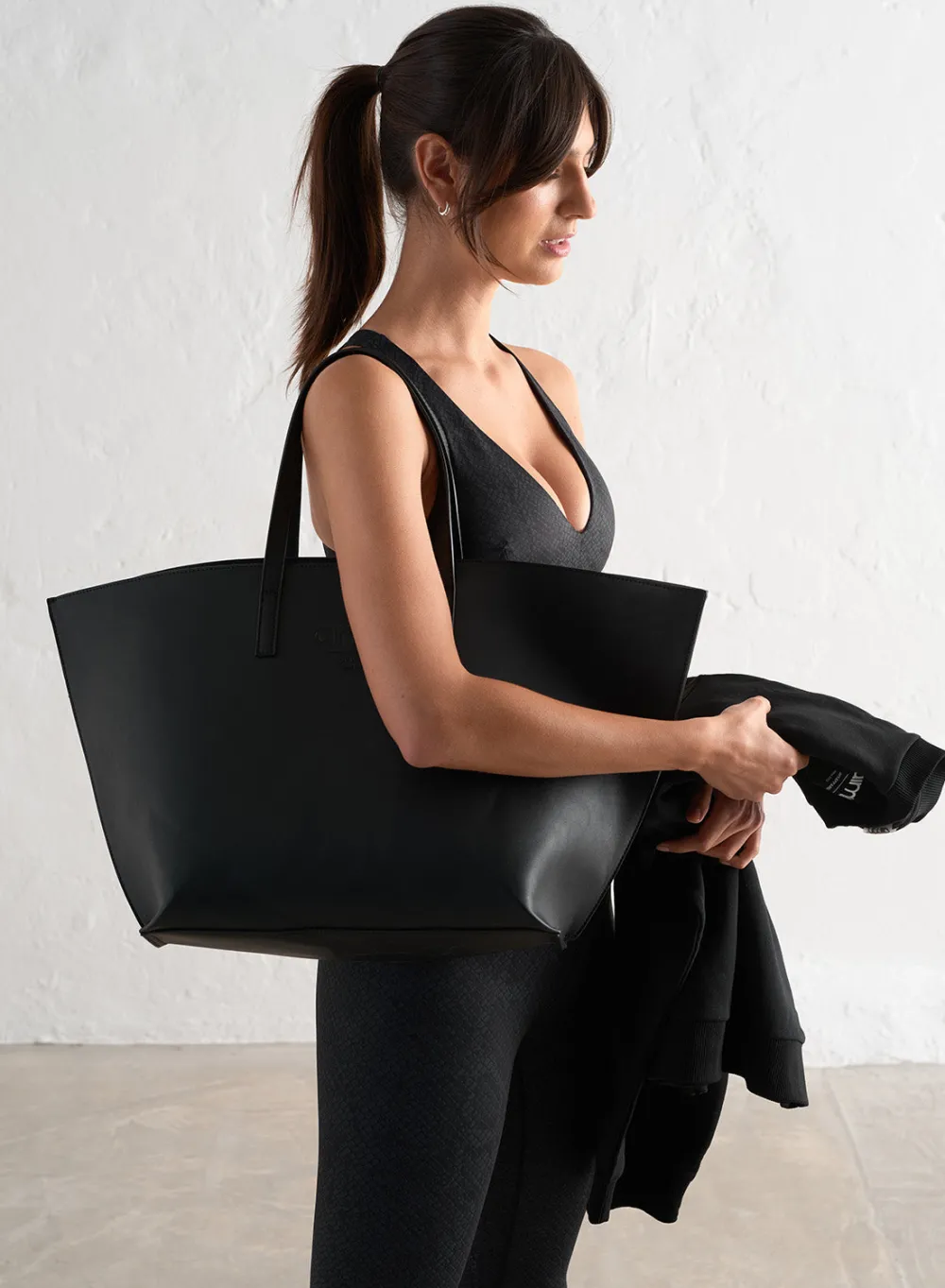 AIM’N The Perfect Tote Bag