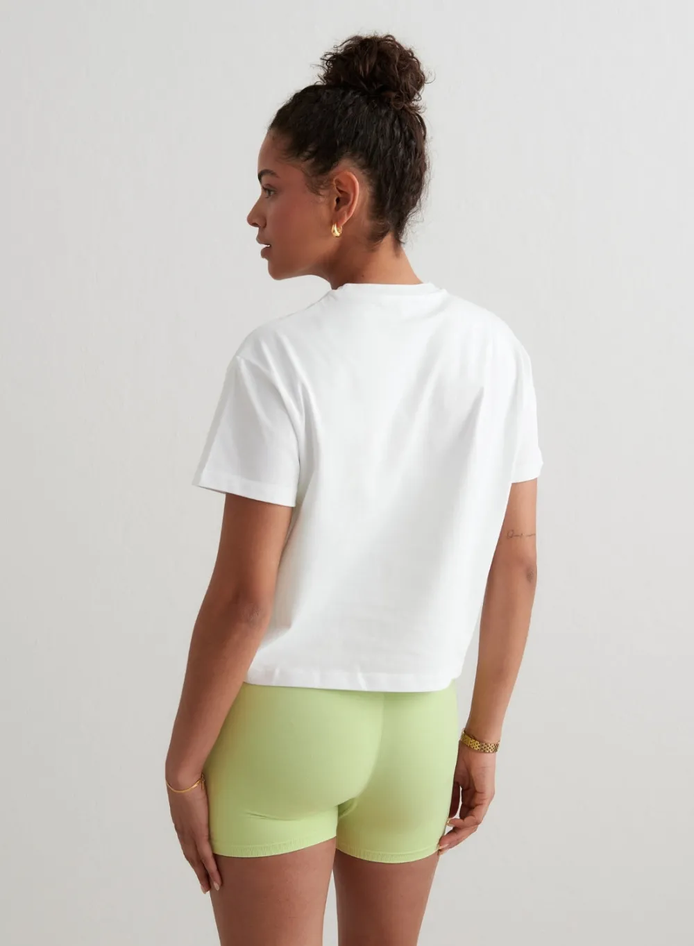 AIM’N White Club Boxy T-Shirt