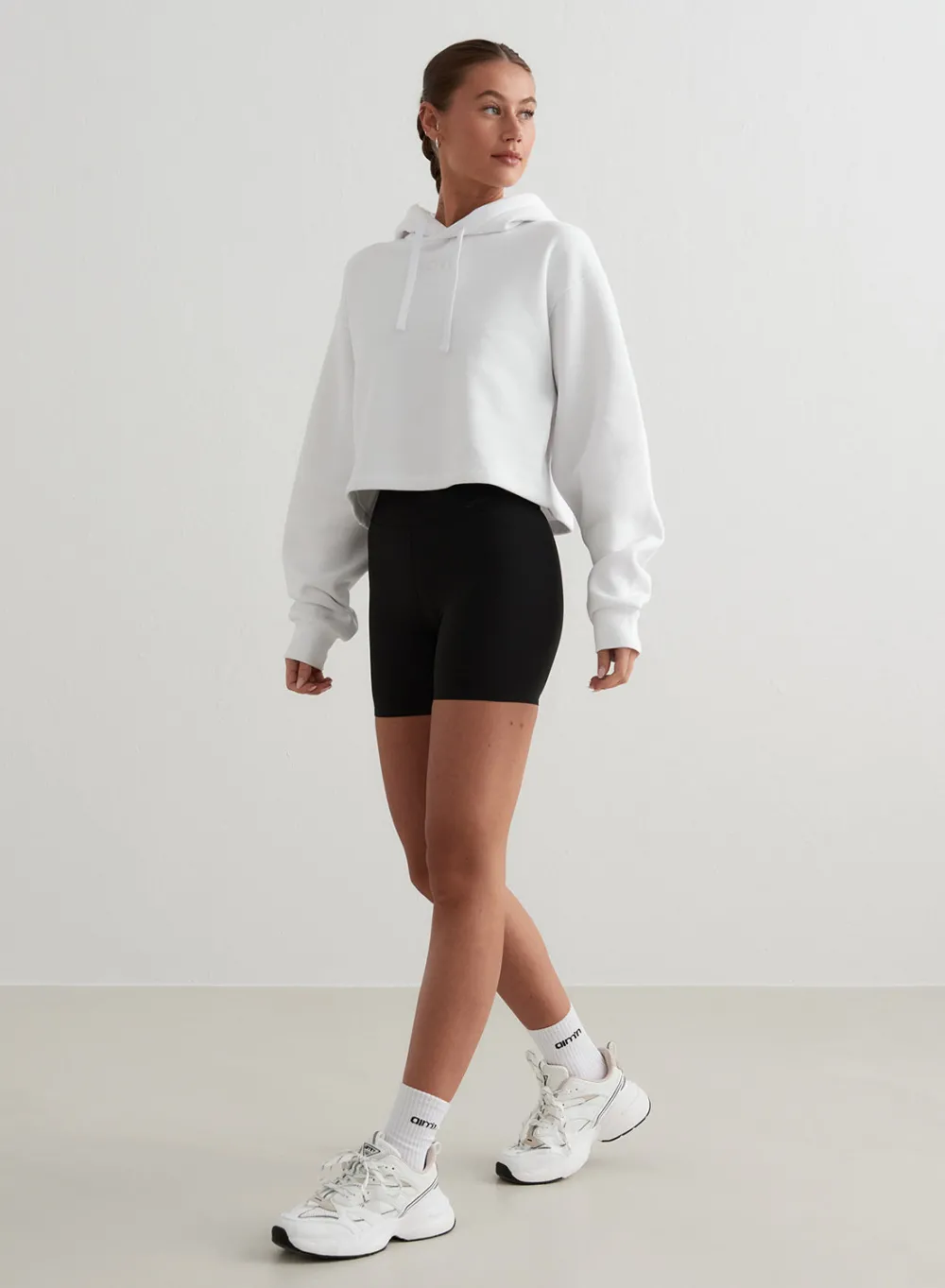 AIM’N White Cropped Hoodie
